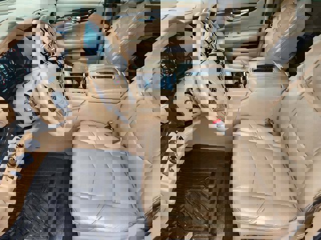 Used 2019 Cadillac Escalade Platinum image 12