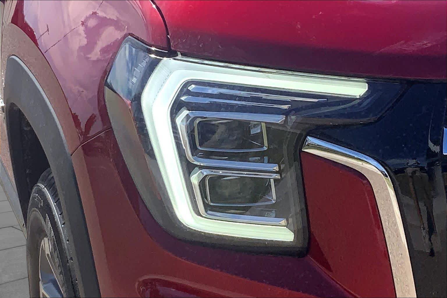 Used 2026 GMC Terrain Elevation FWD image 28