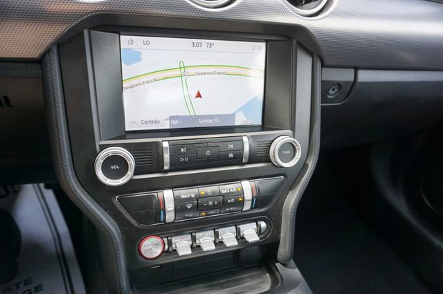 Certified 2020 Ford Mustang Convertible w/ Equipment Group 101A image 9