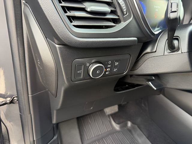 Certified 2022 Ford Escape Titanium w/ Class II Trailer Tow Package image 17