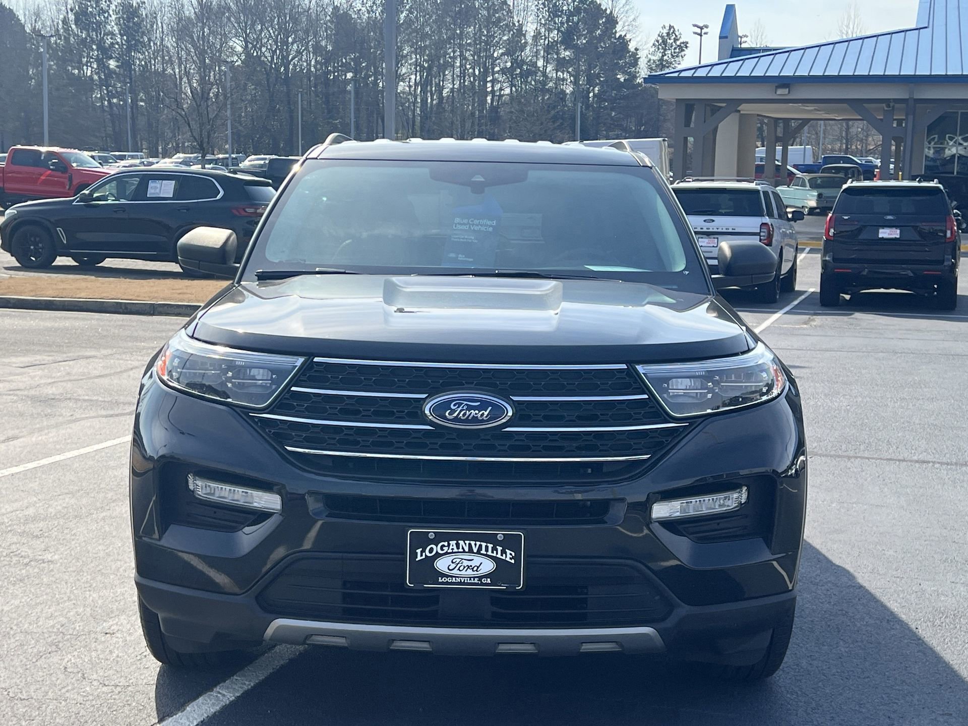 Certified 2022 Ford Explorer XLT w/ Equipment Group 202A image 8