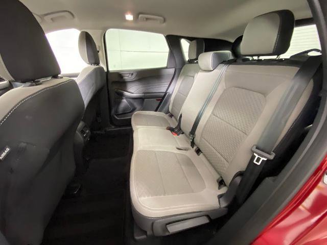 Certified 2022 Ford Escape SE w/ Cold Weather Package image 17