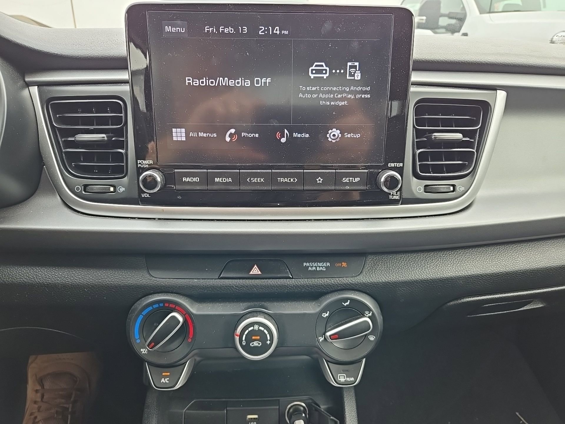 Used 2023 Kia Rio S image 4