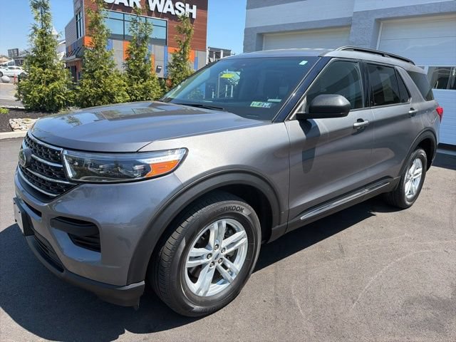 Certified 2022 Ford Explorer XLT AWD/4WD image 2
