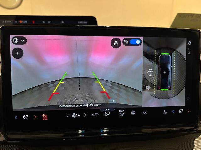 Certified 2025 Ford Expedition Active image 29