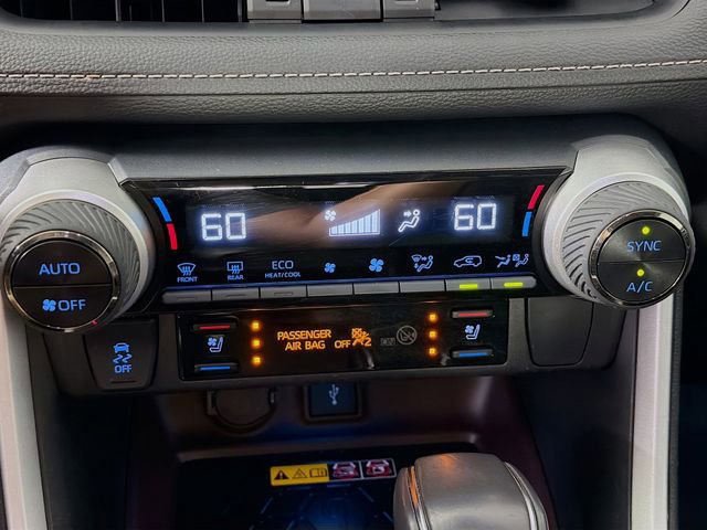 Used 2022 Toyota RAV4 Limited AWD/4WD image 18