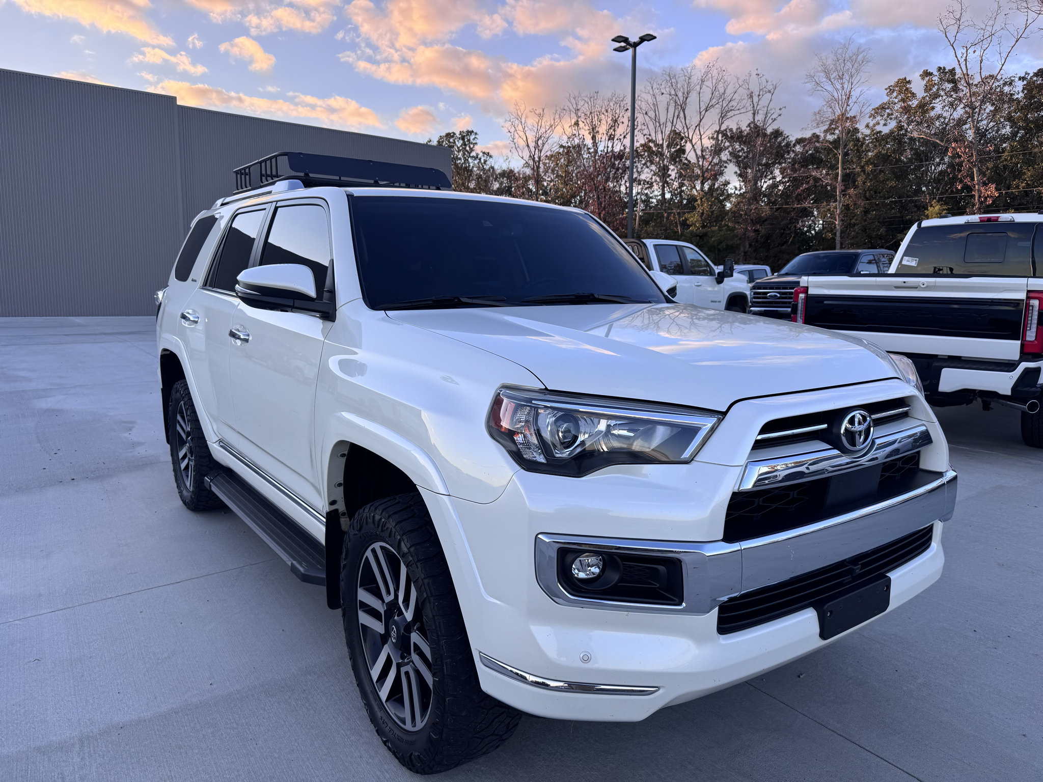 Used 2023 Toyota 4Runner Limited AWD/4WD image 3