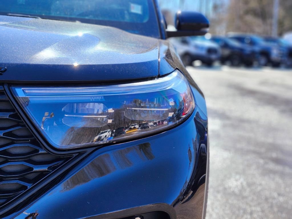 Certified 2020 Ford Explorer ST w/ Premium Technology Package image 10