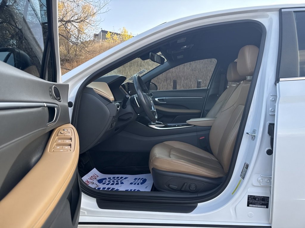 Used 2021 Hyundai Sonata Limited image 10