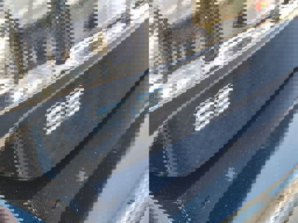 Used 2022 Volkswagen Taos SE FWD image 5