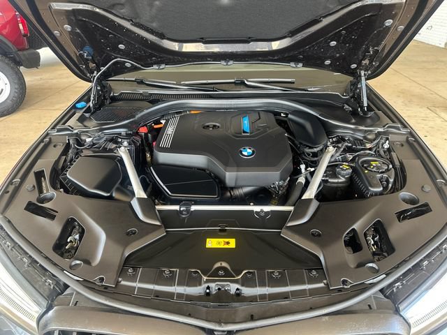 Used 2023 BMW 530e xDrive w/ Premium Package AWD/4WD image 20