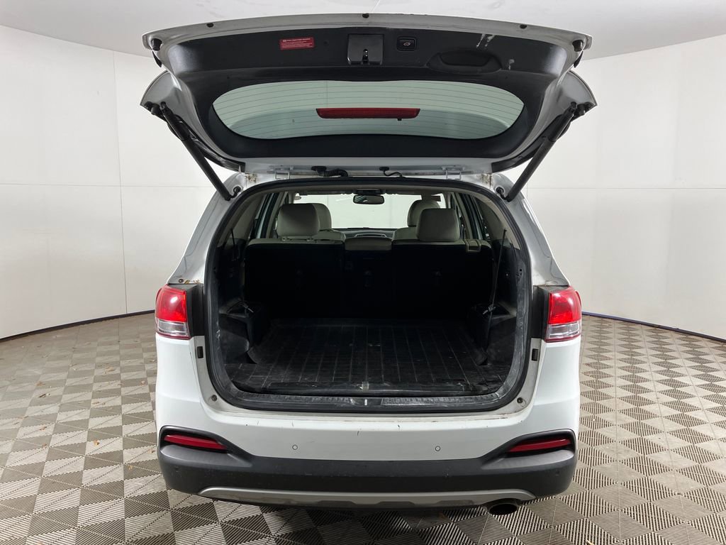 Used 2018 Kia Sorento EX image 25