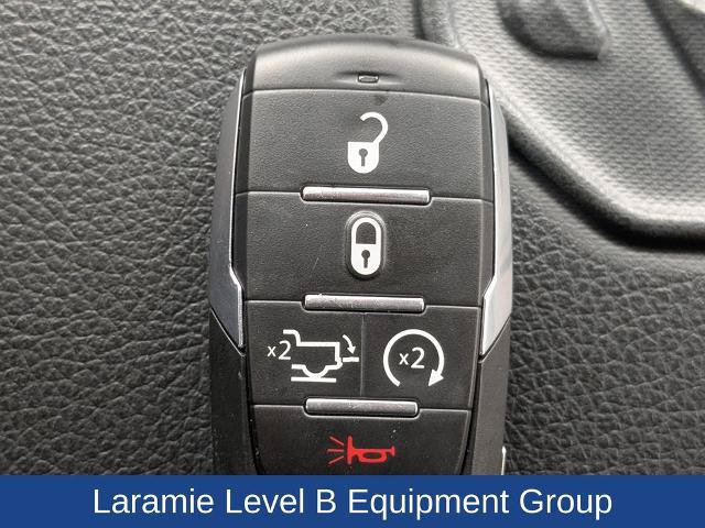 Used 2024 RAM 1500 Laramie AWD/4WD image 30