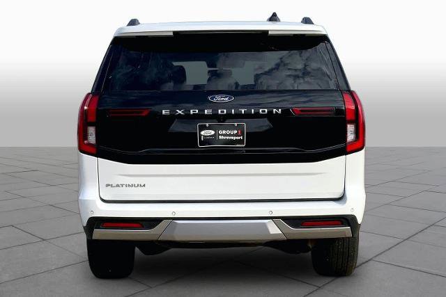 Certified 2025 Ford Expedition Platinum AWD/4WD image 3