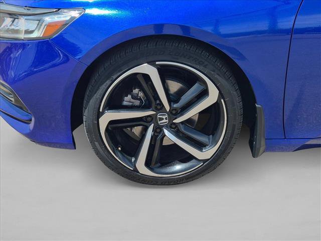 Used 2018 Honda Accord Sport image 8