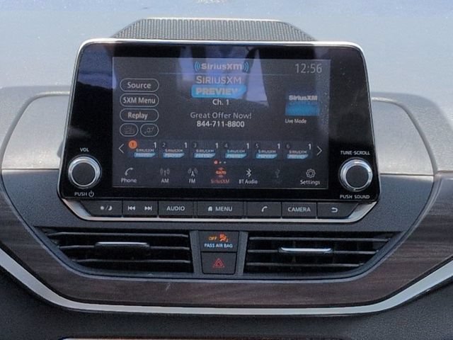 Used 2024 Nissan Altima 2.5 SV FWD image 17