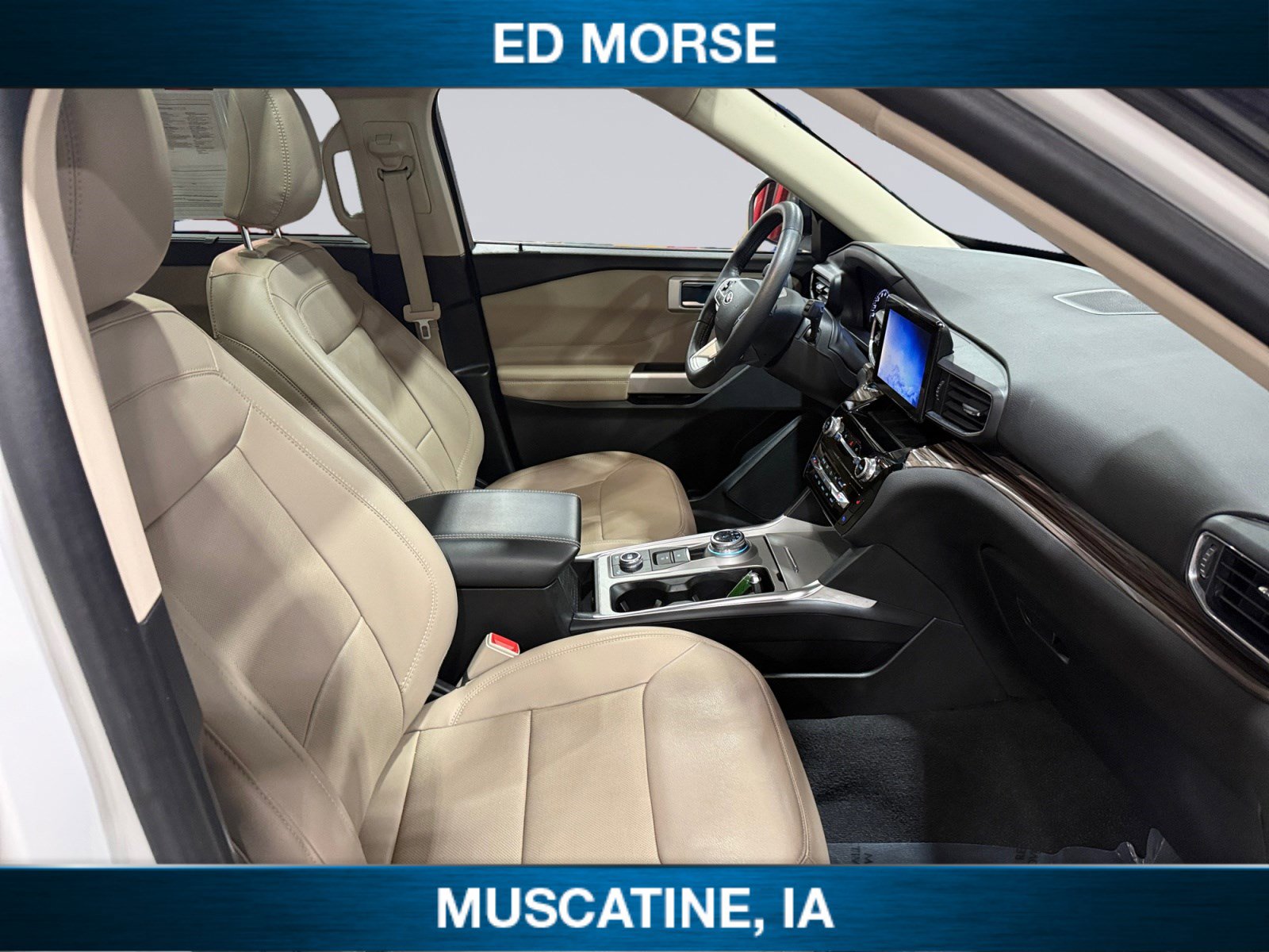 Certified 2023 Ford Explorer Limited w/ Equipment Group 301A image 9