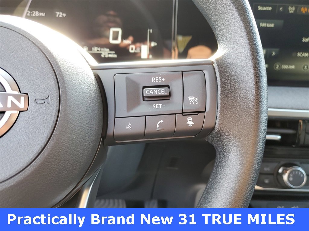 Used 2025 Nissan Kicks SV image 19