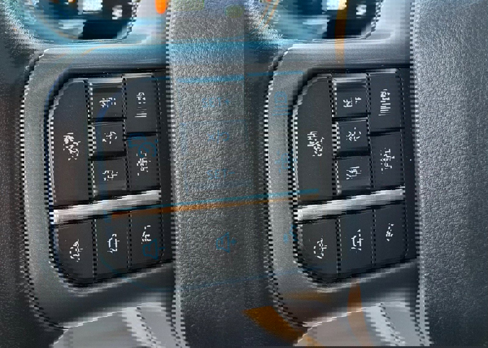 Certified 2022 Ford F150 Lariat w/ Equipment Group 502A High image 36