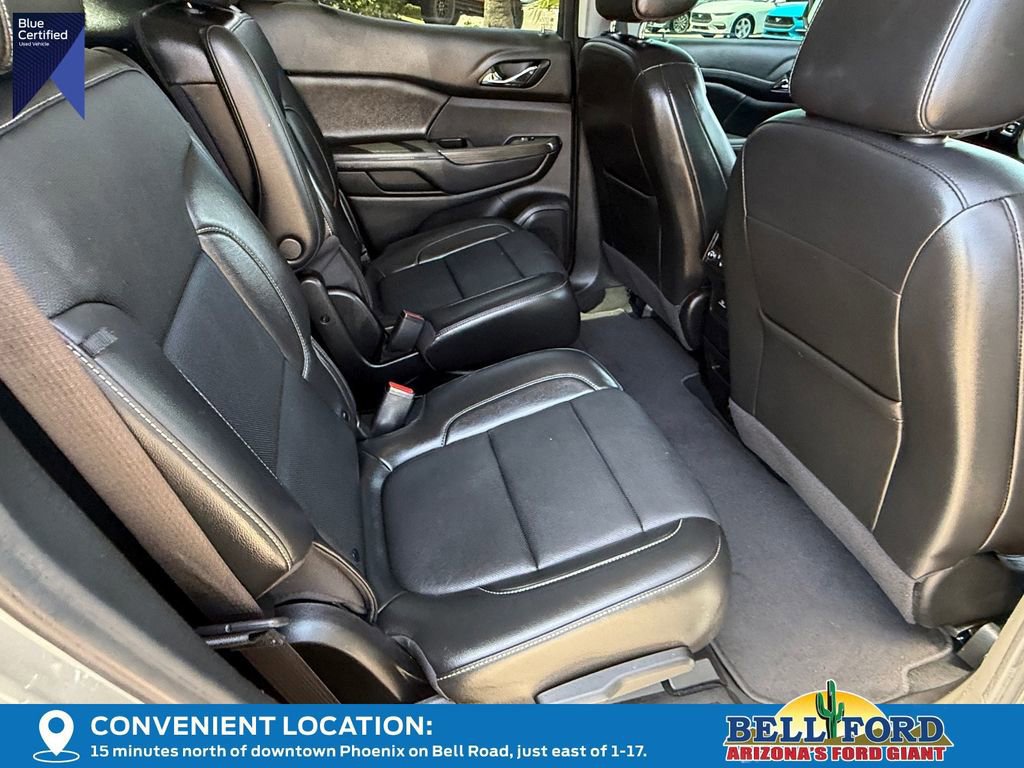 Used 2023 GMC Acadia SLT w/ Preferred Package image 12