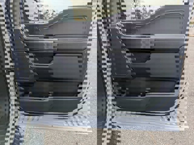 Certified 2022 Ford F150 XLT w/ Equipment Group 302A High image 32