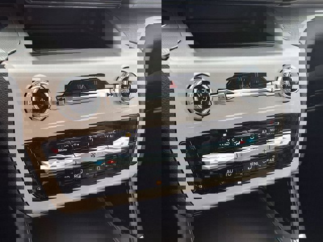 Certified 2023 Ford Explorer XLT w/ Equipment Group 202A image 13