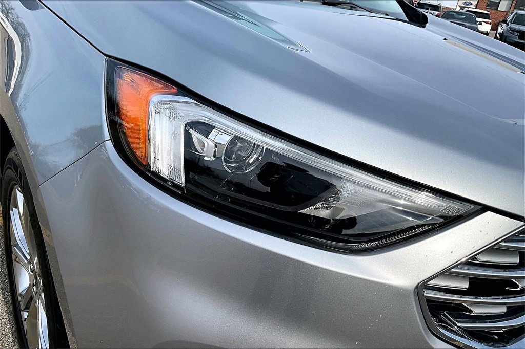 Certified 2024 Ford Edge Titanium image 29