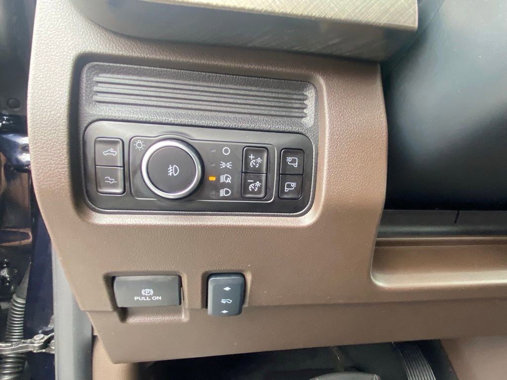 Certified 2025 Ford F250 King Ranch AWD/4WD image 12