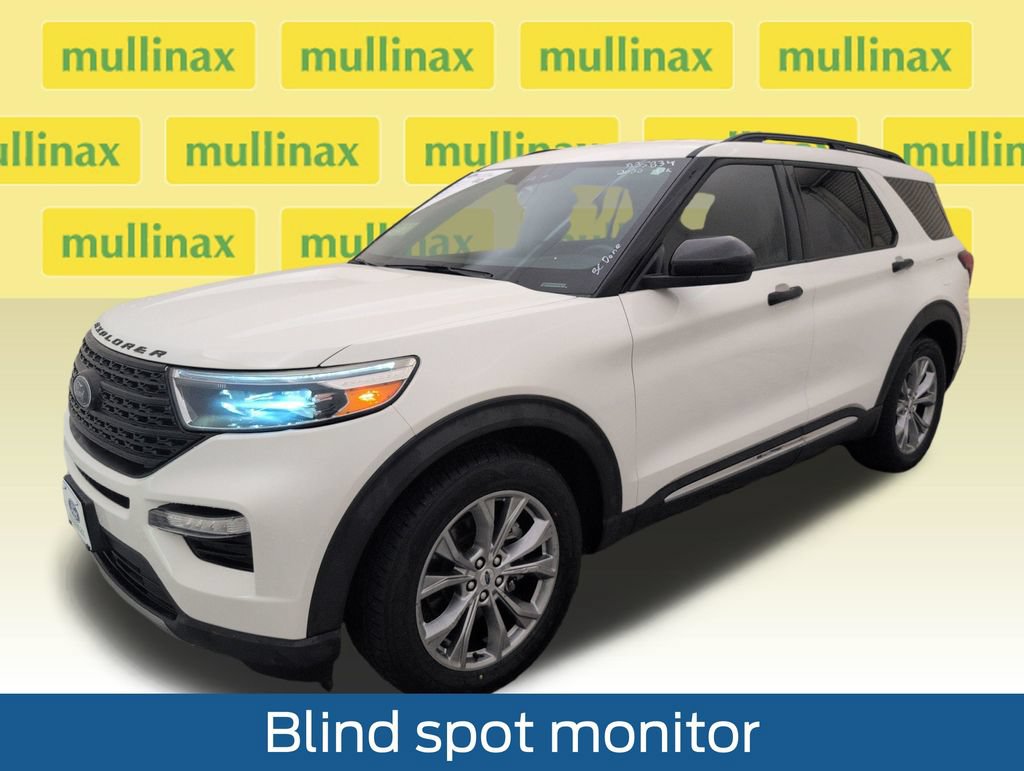Certified 2022 Ford Explorer XLT w/ Equipment Group 202A RWD image 11