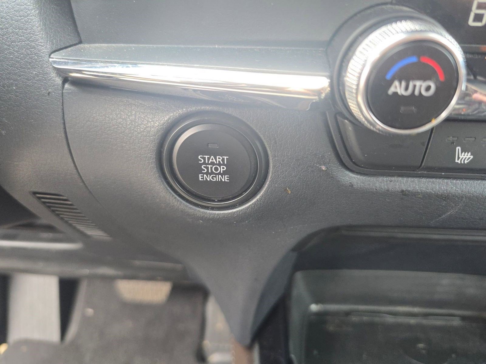 Used 2025 MAZDA CX-30 AWD 2.5 S w/ Premium Package image 25