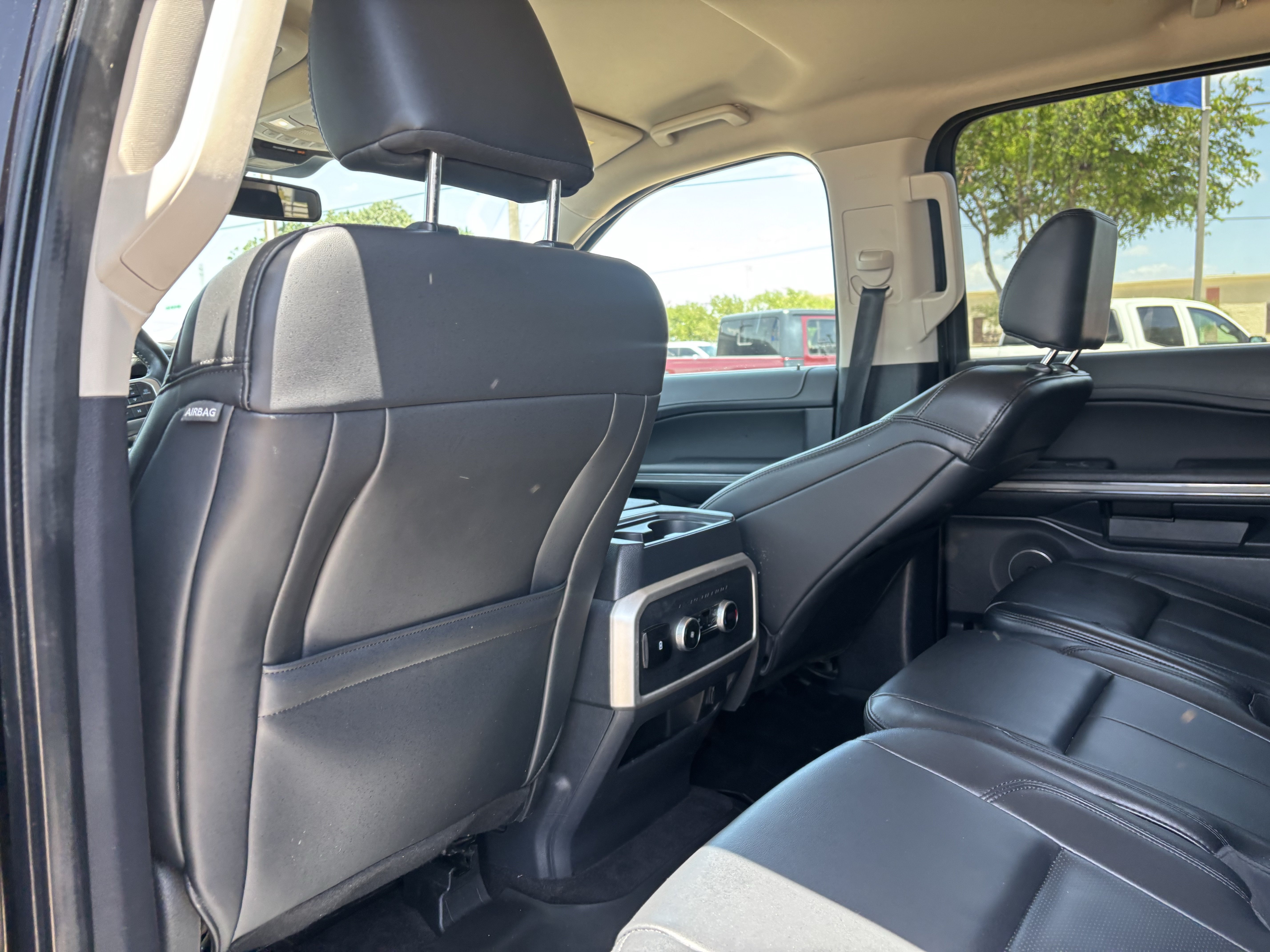 Certified 2023 Ford Expedition XLT RWD image 17
