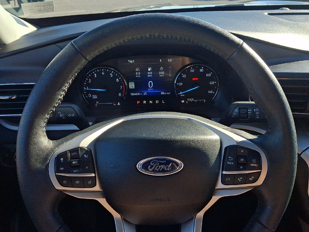 Certified 2024 Ford Explorer XLT w/ Equipment Group 202A AWD/4WD image 21