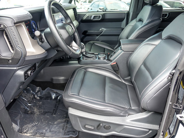 Certified 2025 Ford Bronco Outer Banks AWD/4WD image 10