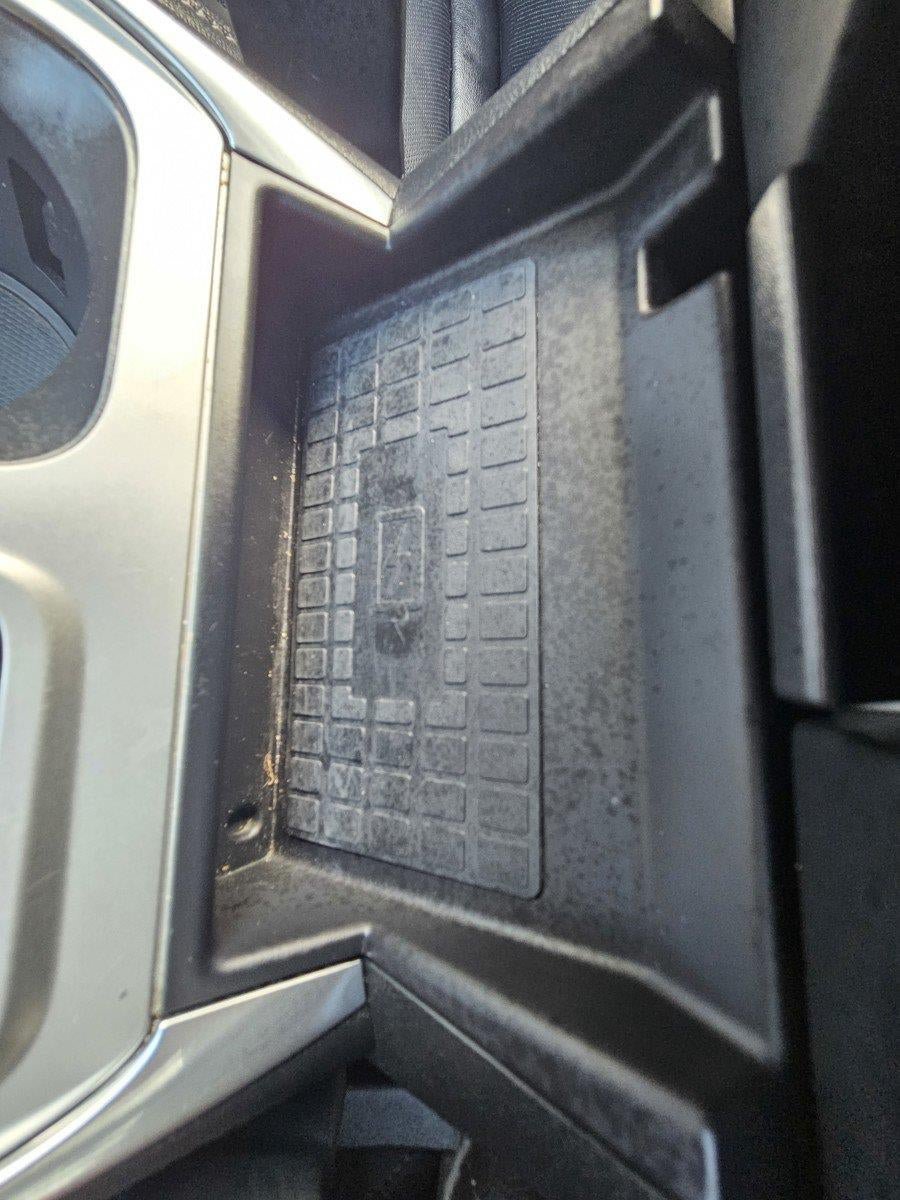 Certified 2023 Ford Explorer Limited RWD image 24