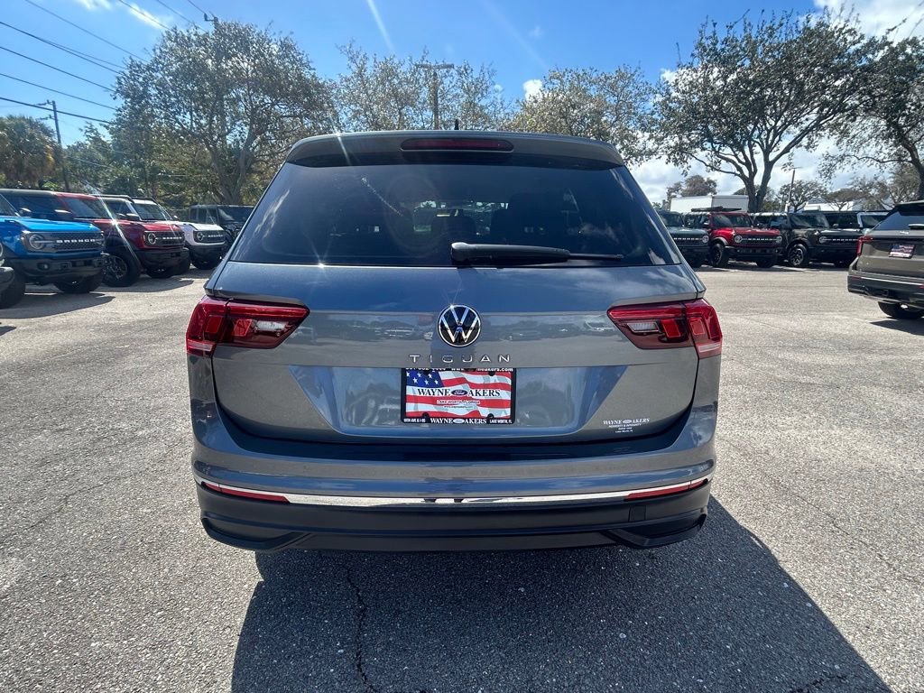 Used 2022 Volkswagen Tiguan S image 4