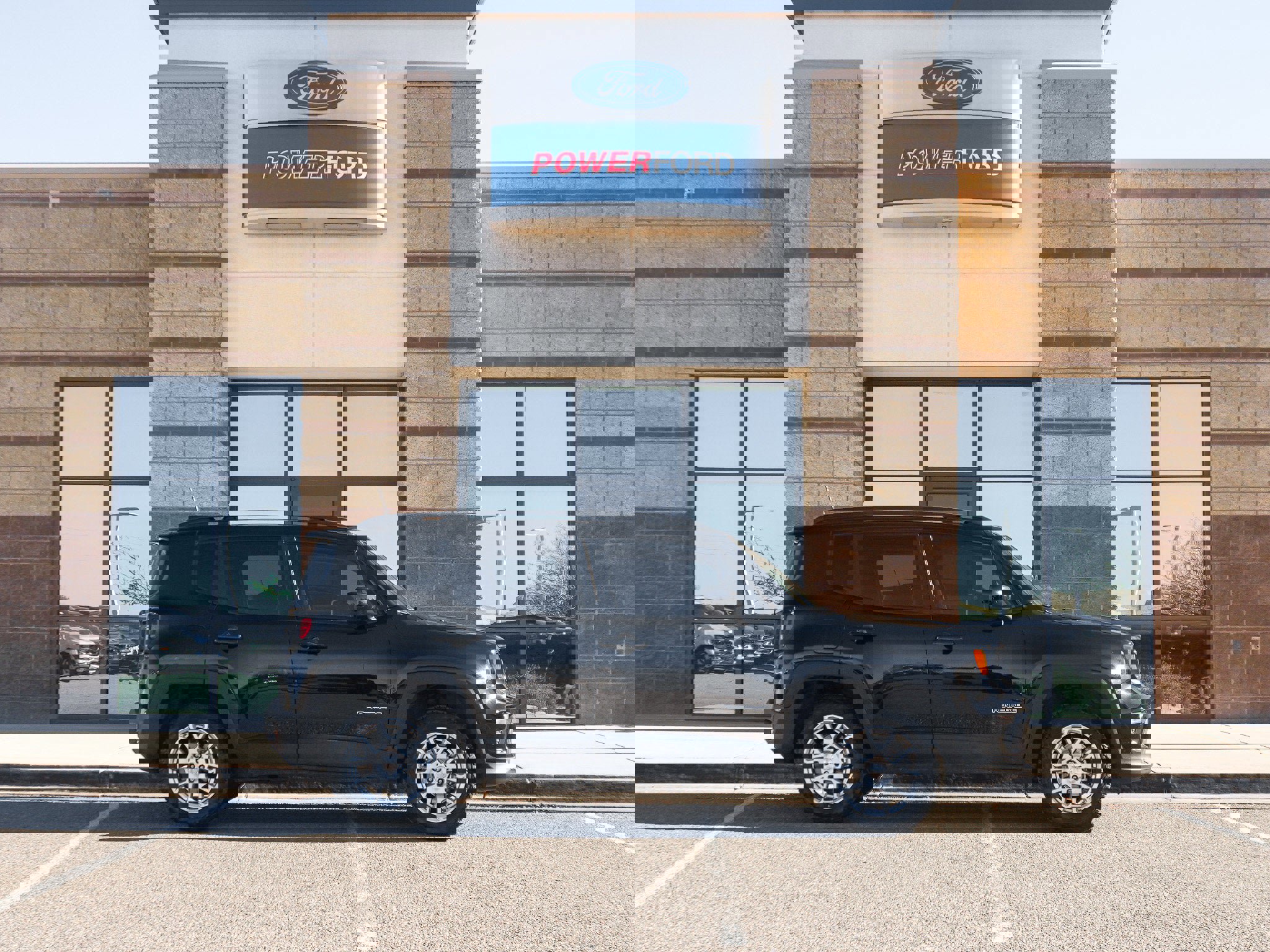 Used 2021 Jeep Renegade Latitude w/ Convenience Group image 5