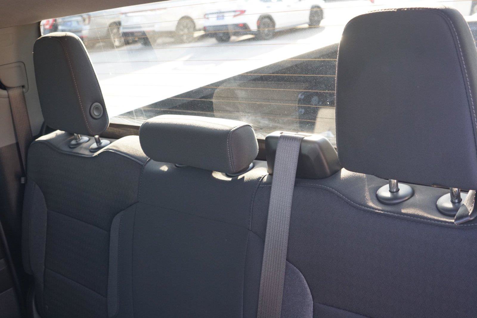 Used 2024 Chevrolet Silverado 1500 LT RWD image 23