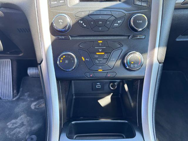 Certified 2017 Ford Fusion SE FWD image 17