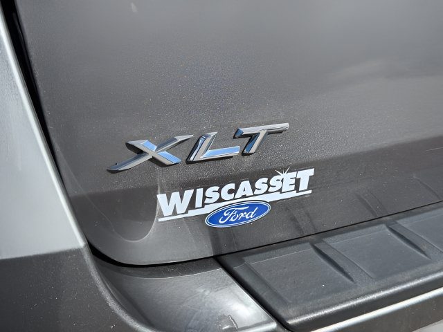 Certified 2023 Ford Explorer XLT w/ Equipment Group 202A AWD/4WD image 18