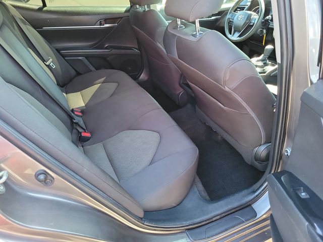 Used 2020 Toyota Camry LE w/ Carpet Mat Package image 22