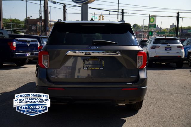 Certified 2020 Ford Explorer XLT w/ Comfort Package AWD/4WD image 4