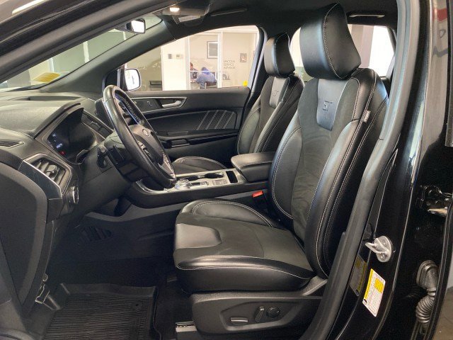 Certified 2023 Ford Edge ST w/ Cargo Accessory Package AWD/4WD image 15