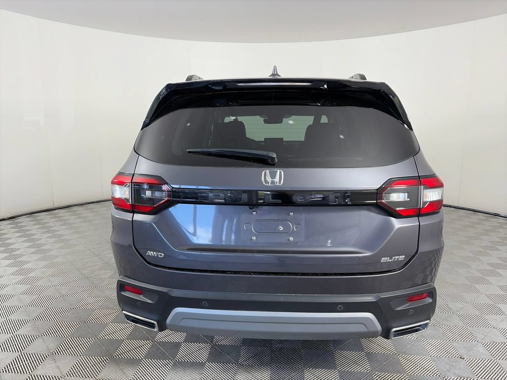 Used 2023 Honda Pilot Elite image 6
