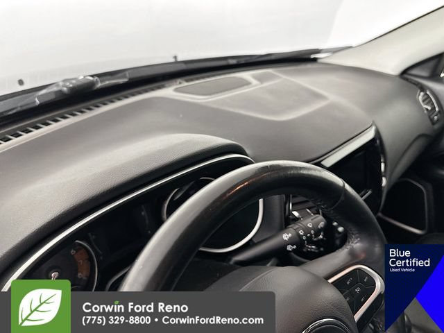Used 2019 Jeep Compass Latitude AWD/4WD image 12