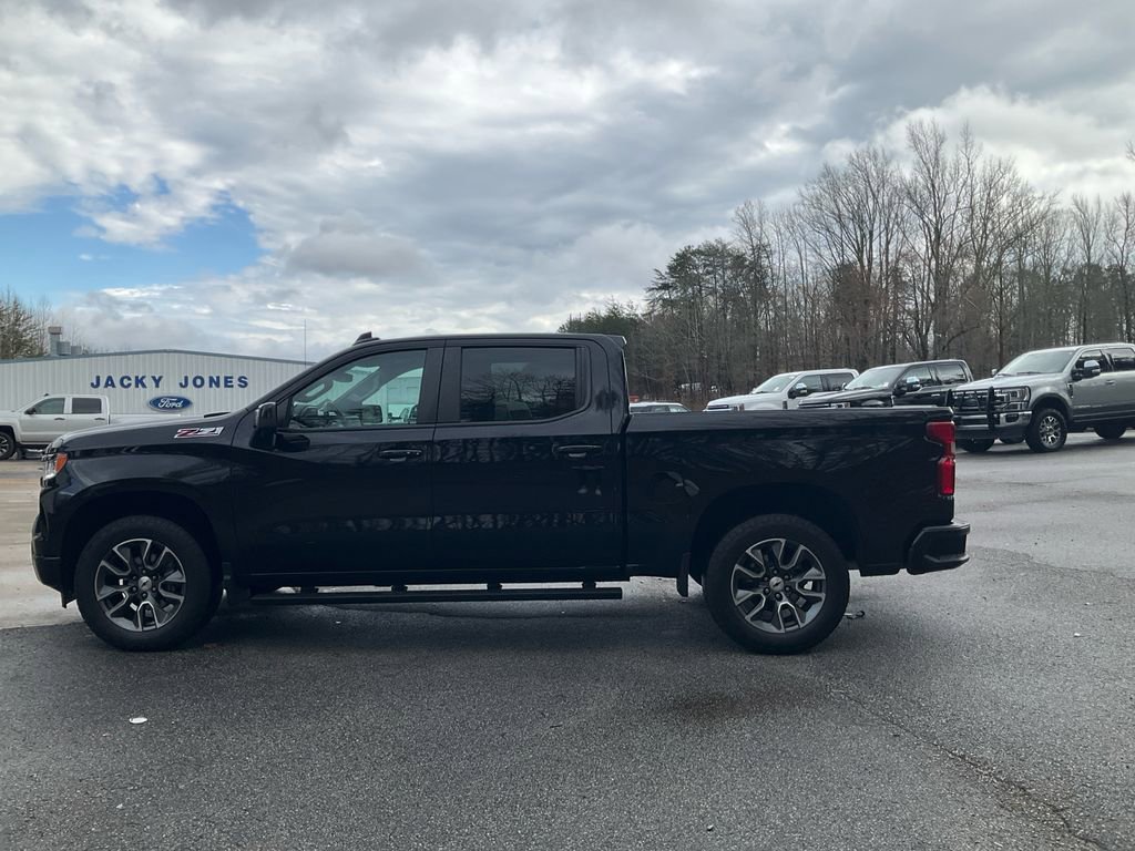 Used 2024 Chevrolet Silverado 1500 RST w/ Convenience Package II AWD/4WD image 8