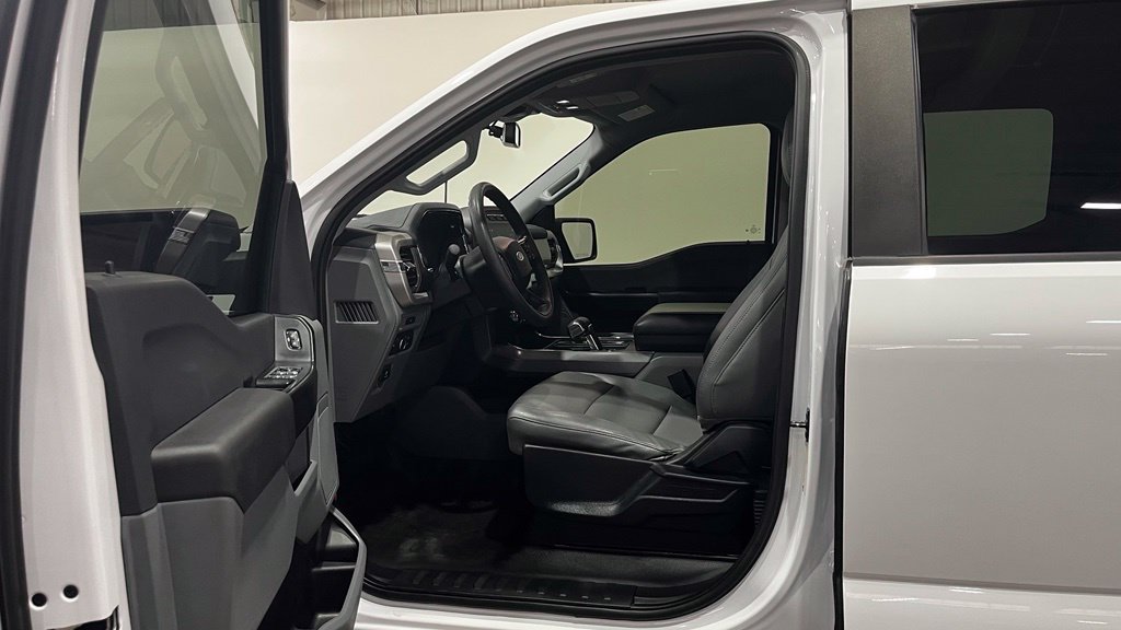 Certified 2022 Ford F150 Lightning Pro AWD/4WD image 14