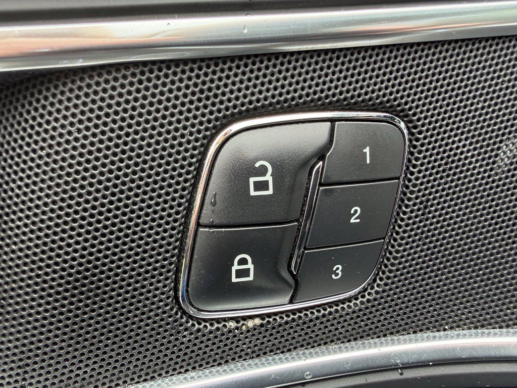 Certified 2019 Ford Explorer Platinum AWD/4WD image 18