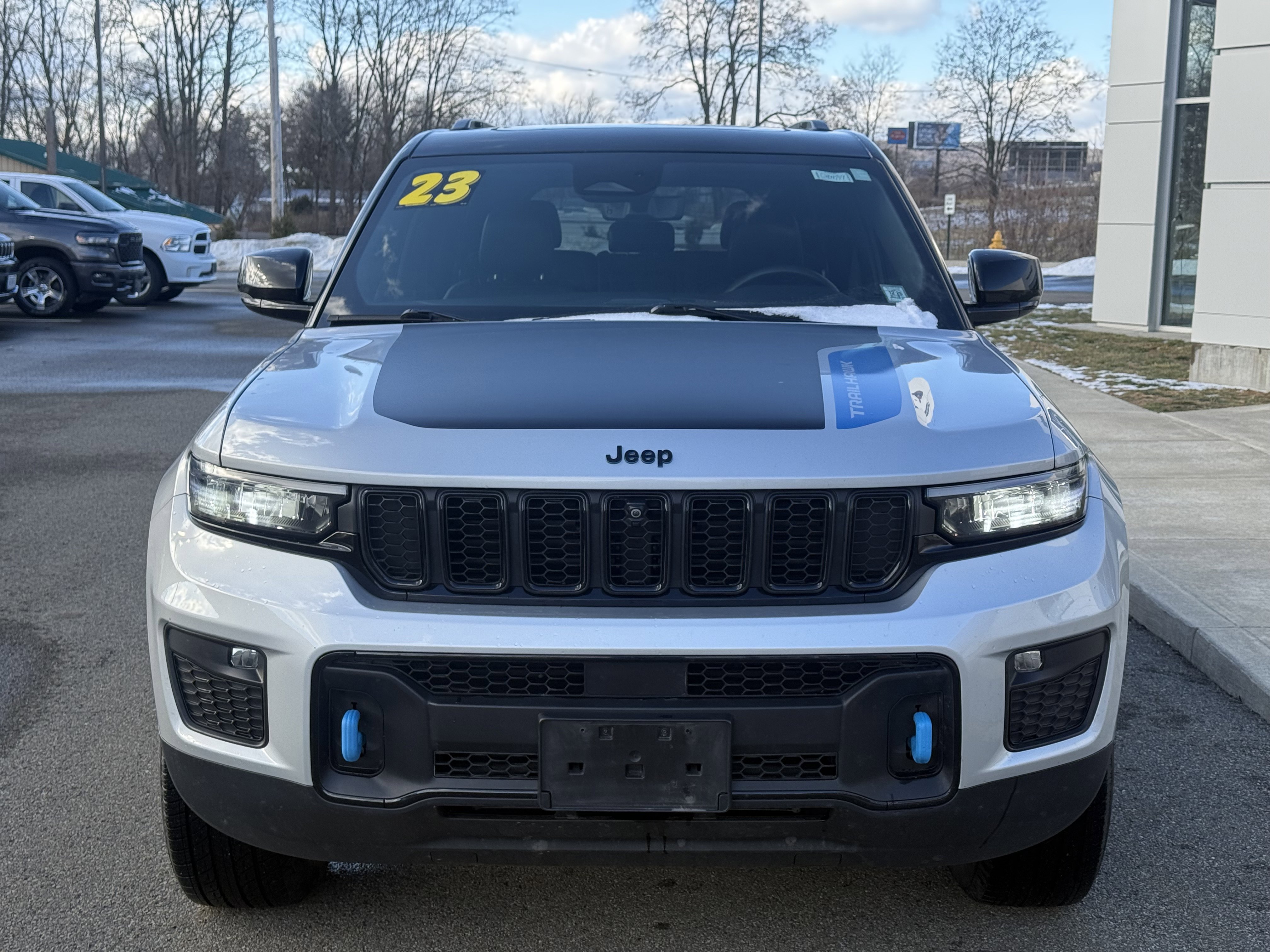 Used 2023 Jeep Grand Cherokee Trailhawk w/ Luxury Tech Group III image 6