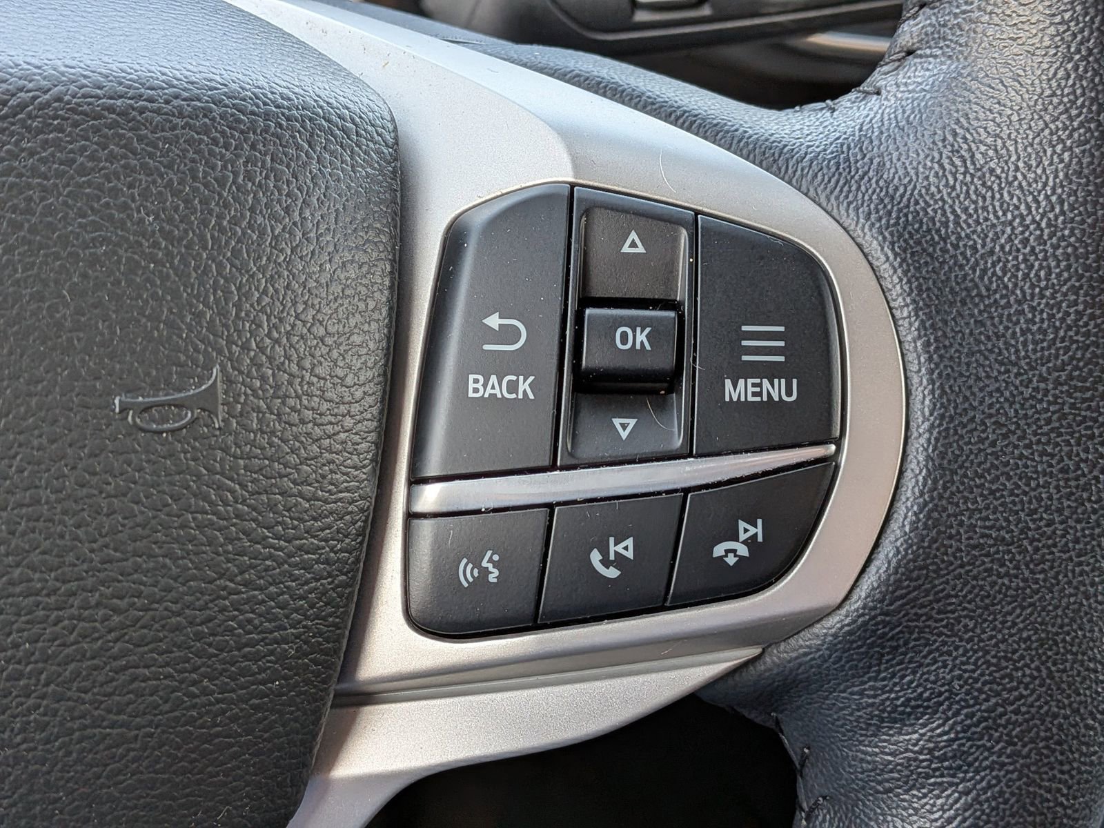 Certified 2023 Ford Explorer XLT w/ Equipment Group 202A image 29