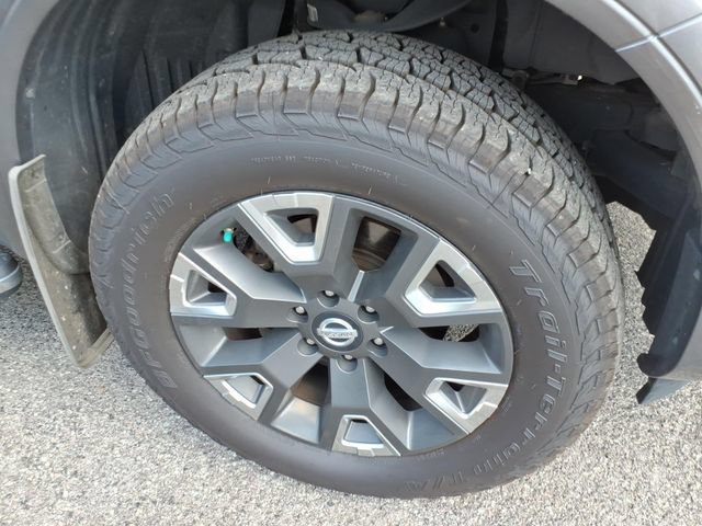 Used 2021 Nissan Titan Platinum Reserve w/ Moonroof Package AWD/4WD image 5